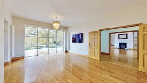 Photo 10- click for photo gallery